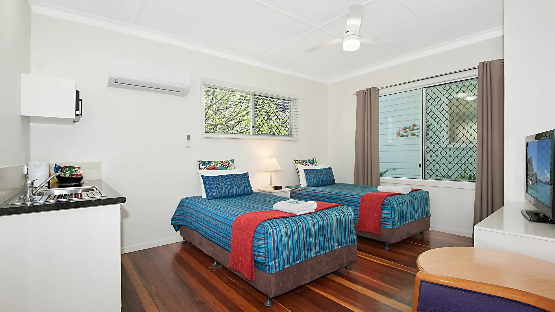 La Costa Beachside Motel Gold Coast